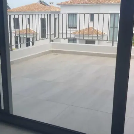 Kani Akansu Caddesi Kibris Town Houses Karavas *